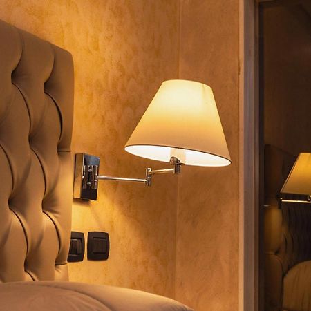 לוקורוטונדו Hotel Donna Crescenza מראה חיצוני תמונה